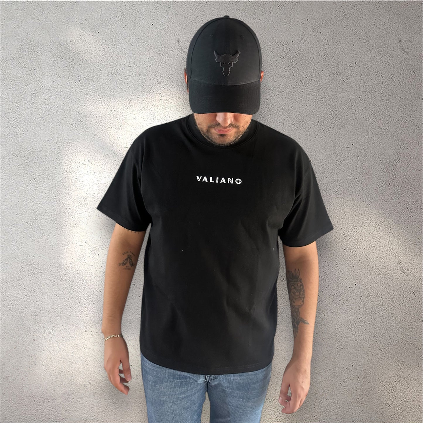 Playera Semi Oversize Negro Goddess
